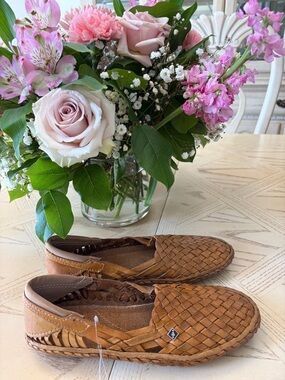 Women’s Desi Hangover Hola Loafer / Woven / Leather Loafer NWT